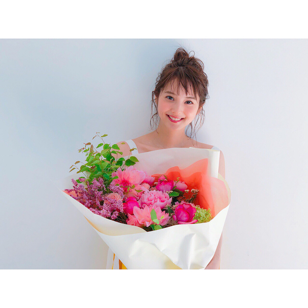 恭喜佐佐木希當媽啦！夫婦倆感動落淚：孩子的哭聲就像是奇蹟的聲音