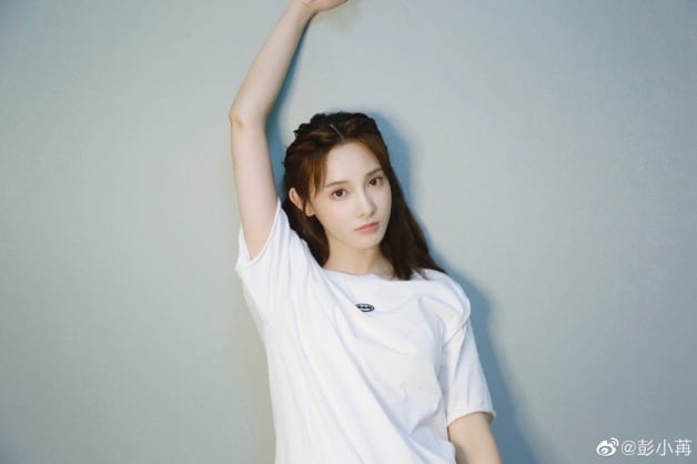 彭小苒介紹＋7部必看陸劇！《春閨夢裡人》開播，《東宮》爆紅後被范冰冰連累