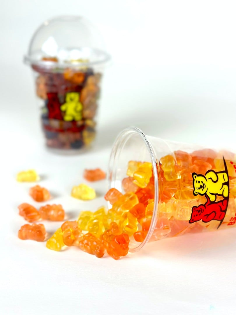 ENHYPEN禎元、善禹為PRADA Beauty快閃來台！最愛唇膏色號、同款香水快跟買，想逛中山商圈、吃花生捲冰淇淋