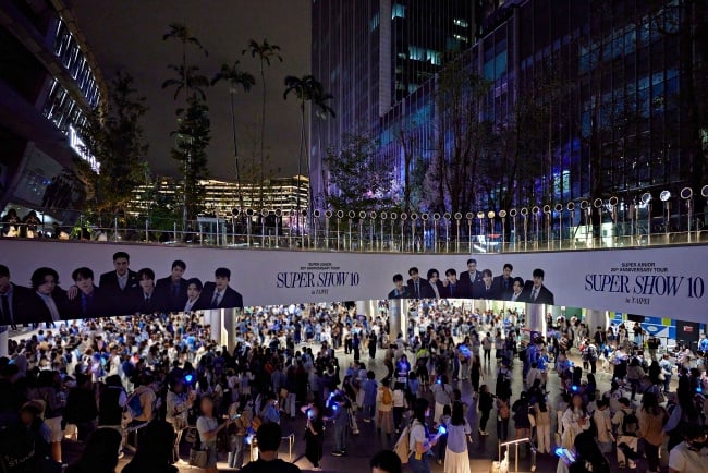 點亮幸福的魔法！愛Sharing點燈活動臺北也可以體驗紐約的聖誕風格