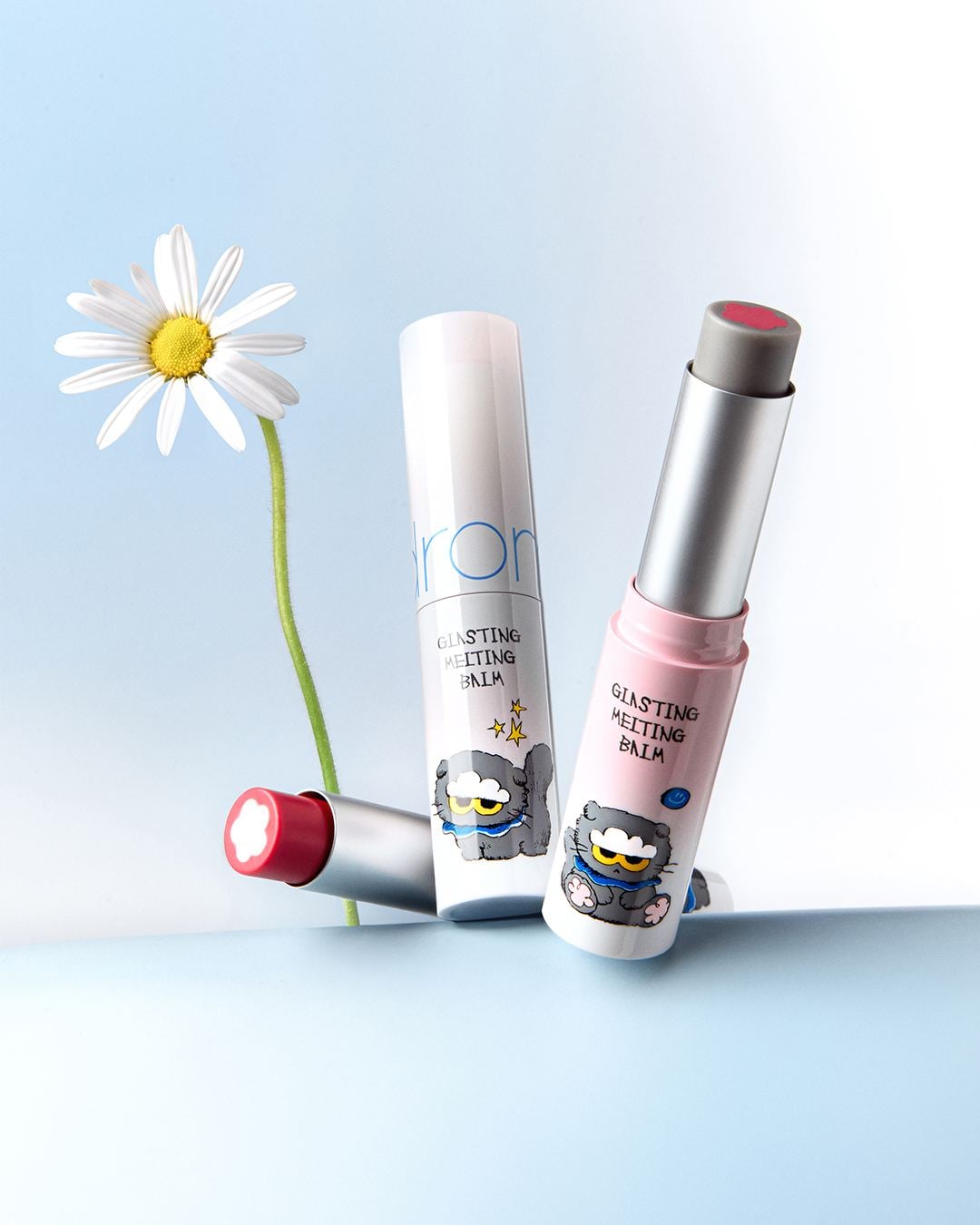 芬蘭品牌Marimekko新品登場！以自然共生為題，邀您感受繽紛印花帶來的能量