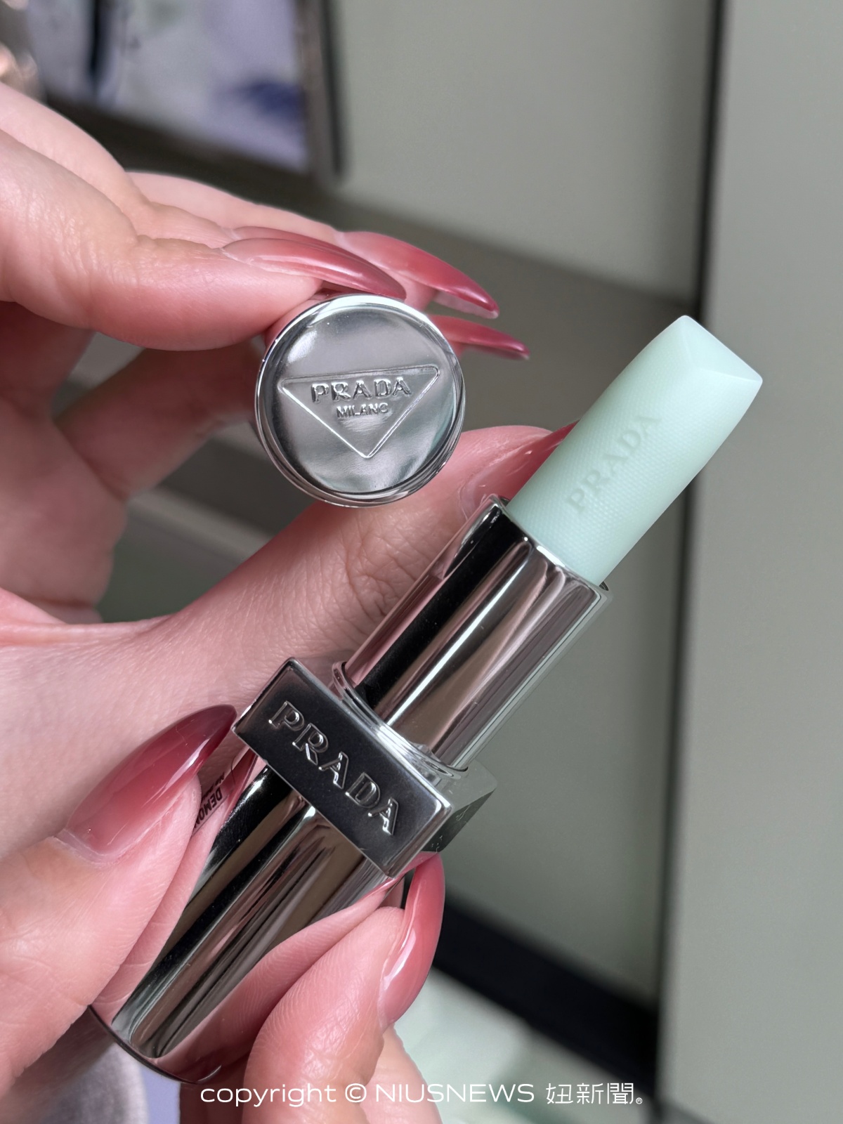 ENHYPEN禎元、善禹為PRADA Beauty快閃來台！最愛唇膏色號、同款香水快跟買，想逛中山商圈、吃花生捲冰淇淋