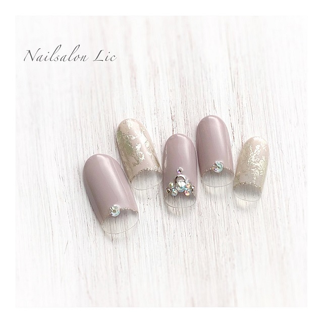 日本東京吉祥寺的美甲沙龍「Nail salon Lic」