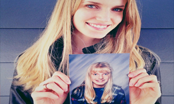 《和自己的過去合照》攝影集 誰沒有不堪回首的過去  Merilee、Awkward Years Project、藝術