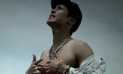 7月30日 大明星小狗仔：林志穎的婚紗照也太帥了吧！ 小甜甜布蘭妮、藍色小精靈、金賢重、陳柏霖、克莉絲汀、珍妮佛安妮斯頓