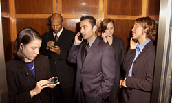 小空間看出你有沒有品！沒禮貌的電梯行為 禮貌、行為、電梯、空間、聊天