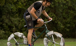 這可以騎嗎？稀奇古怪腳踏車上街啦！ 腳踏車 、 什麼玩意兒、古怪、有趣