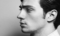 這不是屌爆俠！亞倫強森跌破眼鏡成英倫最養眼型男 亞倫強森、特攻聯盟2、特攻聯盟、屌爆俠、Aaron Taylor-Johnson