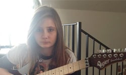 發現好聲音：14歲天才吉他少女Tina S 電吉他、吉他、美少女、正妹、法國