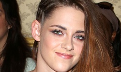 8月17日 大明星小狗仔：Makiyo素顏是真是假？ 大明星小狗仔、makio、克莉絲汀史都華、寇特妮卡達夏、托比麥奎爾、舒淇