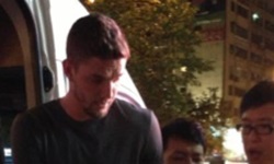 8月21日 大明星小狗仔：妞編輯抓到野生的林書豪！ 林書豪、史密斯飛船、潔西卡辛普森、Girls、女孩我最大、黛咪洛瓦托、Glee、Chandler Parsons、