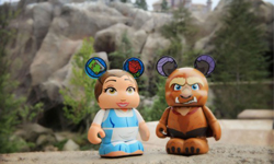 貝兒長了米奇耳朵？迪士尼特製經典角色超萌公仔 Vinylmation、迪士尼、愛麗兒