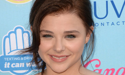 她們都愛這種髮型！2013春夏女星最愛紅毯髮型 美髮、髮型、女星、紅毯、魯妮瑪拉、安海瑟威、珍妮佛古德溫、麥莉希拉、凱特哈德森、貝絲貝爾斯、海莉史坦菲德、克莉絲汀娜蕾茜、愛黛兒、凱茜溫圖拉、克莉絲汀 史都華、席安娜米勒、麗芙泰勒、亞曼達塞佛瑞