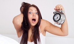 欲速則不達！匆忙出門卻弄傷自己的小動作 急忙、匆忙、趕時間、化妝、傷口