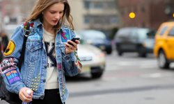 這樣穿也不會太粗獷！補丁x丹寧打造淘氣街頭風 補丁、丹寧、街頭、街拍、拼接、軍裝