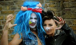 追隨Lady Gaga搞怪風　小怪獸奇裝異服全員出動 Lady Gaga、搞怪、奇裝異服、小怪獸