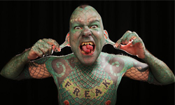 整到媽媽都認不出來！人類改造成蜥蜴男全紀錄 詭異、恐怖、蜥蜴、刺青、紋身