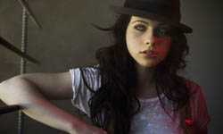 《花邊教主》超級死對頭Georgina─蜜雪兒雀柏格Michelle Trachtenberg 花邊教主、Michelle Trachtenberg、蜜雪兒雀柏格、Killing Kennedy、冰公主