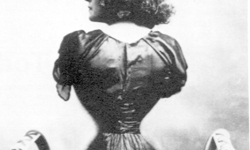 腰瘦真夭壽？！束腹X光照揭露蜂腰的真相 束腹、蜂腰、X光、腰瘦、照片