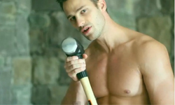 養眼肌肉裸男、超萌小刺蝟一起來！惡搞麥莉MV《破鏡難圓》合輯 裸男、肌肉、養眼、萌、刺蝟