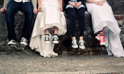 就是不穿高跟鞋！穿上帆布鞋走入禮堂      婚紗、婚禮、布鞋、帆布鞋、球鞋