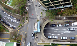 上街「爬爬」走！城市藝術家的馬路創作 西班牙、藝術家、巴西、Tec、街頭藝術