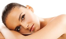 天涼好個秋 秋天適合進行的保養術 換季、保濕、膠原蛋白、面膜、乳液