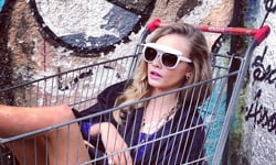 名模搜查線：Cara Delevingne被丟進大賣場手推車！？ Cara Delevingne、Gisele Bündchen、Rosie、Miranda Kerr、Alexandre Cunha