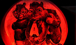 黑夜中的鬼火？電影角色主題的傑克南瓜燈展 電影角色、主題、萬聖節、美女與野獸、鼠來寶、北非諜影、哈比人、南瓜燈展、傑克、莎莉、Roger Williams Park Zoo、Passion for Pumpkins Inc