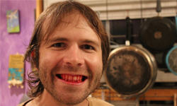 三餐只吃生肉超過5年　肉食男Derek Nance 食肉、吃生肉、吃肉、食生肉、詭異