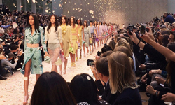 Burberry浪漫英倫玫瑰眼妝 2014春夏彩妝、指甲油組合搶先看！ VOGUE、Burberry、2014、春夏、倫敦