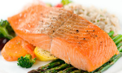 吃了就醒了？揮別慵懶 提神醒腦必吃清單 溫開水、奇異果、堅果、精神、提神、慵懶