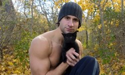 猛男與萌貓的親密時刻！愛心之家慈善年曆 Kittendales Calendar、Hull Seaside Animal Rescue、猛男、貓、慈善