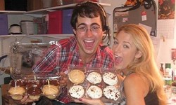 名人大小聲：布蕾克萊佛莉都吃巧克力減肥？ 名人大小聲、布蕾克萊佛莉、瑟琳娜高梅茲、珍妮佛勞倫斯、珍妮佛羅培茲、始源