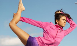 「烈焰紅唇」不是美竟是口臭？從唇色看出你的身體哪裡有問題 ibeauty、貧血、紅棗枸杞、美容覺、綠豆、苦瓜、番茄、運動