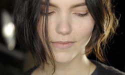 甩掉滿面油光！美肌去油4大保養法 VOGUE、氣溫、肌膚、敏感、乾燥