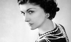 「穿不上街的時尚 就不是時尚」香奈兒女士的經典名言 香奈兒、經典名言、名牌、時尚