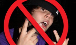 11月24日 電視看甚麼：《小賈斯汀：永不說不》？ 2013、電視、 古墓奇兵2：風起雲湧、蜘蛛人：驚奇再起、地心冒險2：神祕島