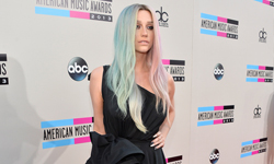 時尚大PK：西洋女歌手決戰全美音樂獎紅毯！ 時尚、女明星、AMA、紅毯、全美音樂獎