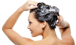 頭髮也要抗老化！25歲開始頭皮衰老問題全出現 ibeauty、醫美、白髮、掉髮、保養、年齡、健康、頭髮、頭皮、按摩