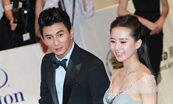 12月11日 大明星小狗仔：劉詩詩場勘婚禮地點？！ 大明星小狗仔、貝克漢、哈波、茱莉亞羅勃茲、布蘭妮