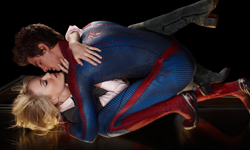 蜘蛛人跨年時將現身時代廣場！暗藏彩蛋的《蜘蛛人2》預告解密 蜘蛛人、紐約、時代廣場、上空、蕩過