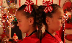 壞孩子呼伊死！血腥聖誕短片集 孩子、小孩、蘿莉、禮物、獎勵