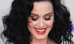 台灣女生最愛什麼色？明星示範2013眼妝流行款    2013、眼妝、美妝、彩妝、回顧、顏色、明星、美妝流行