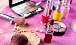 過去這一年妳買了多少？2013美妝美髮美容小物暢銷排行榜 美妝、美髮、美容、小物、排行榜