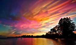 天空其實是上天的畫布 Matt Molloy100張合成一張的天空照片 Matt Molloy、timestacking、天空、攝影、藝術