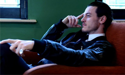 西洋版郭富城？男女通吃的英倫狂野型男路克伊凡斯 狂野、型男、郭富城、路克伊凡斯、Luke Evans