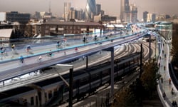 自行車也有高速公路了！倫敦斥資2億擬建空中自行車道 自行車、高速公路、SkyCycle、空中自行車道、倫敦、Norman Foster、哥本哈根、利物浦、丹麥