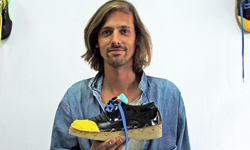 多款名牌一次擁有　帥氣藝術家拼貼潮鞋 Sander Wassink、Puma、nike、鞋子、藝術、拼接、藝術