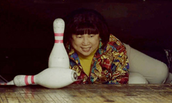 終極跟蹤狂誕生─其名為老媽！爆笑創意短片 終極、跟蹤狂、老媽、媽媽、母親、垂淚、詭異、爆笑、惡搞、創意、短片、影片